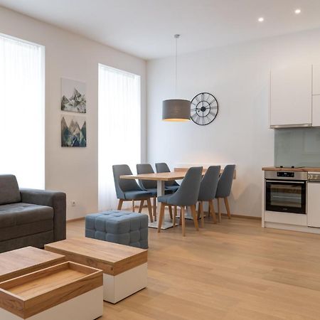 Modern 3 Room Apartment In A Prime Location Wien Exteriör bild