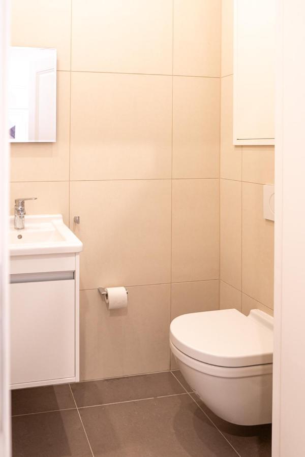 Modern 3 Room Apartment In A Prime Location Wien Exteriör bild